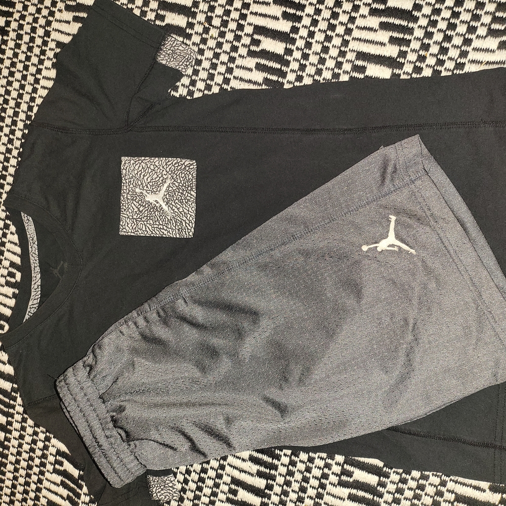 Boys Jordan outfit